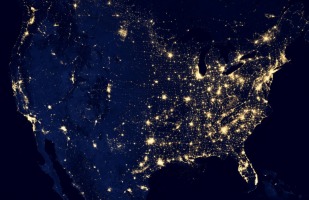 a map of the USA's electricity use at night.